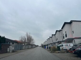 Hľadám 3-4 Izb. Byt na Platanovej ul.