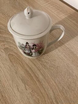 Hrnček s vrchnáčikom  na čaj