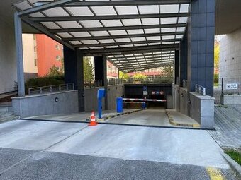 Prenájom parkovacie miesto podzemná garáž Koloseo Tomášikova