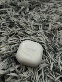 Bezdrôtové slúchadlá Samsung Galaxy Buds Live - 1