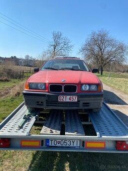 BMW E36 sedan 1.6i