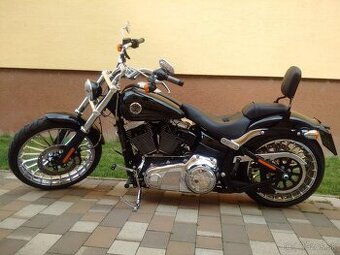 Harley Davidson Breakout