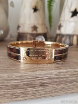 Michael Kors naramok