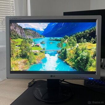 Monitor LG 19''