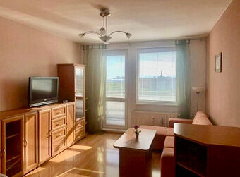 Zariadený a KLIMATIZOVANÝ 2 izbový byt s dvomi balkónmi