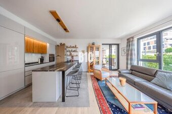 NOVÁ KOLIBA - ELEGANTNÝ 3IZBOVÝ BYT S TERASKOU V KVALITNOM R