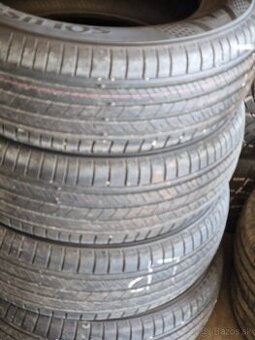 215/60R16 letné kumho..