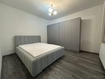 Dlhodobý prenájom 4-izbového bytu po komplet rekonštrukcií
