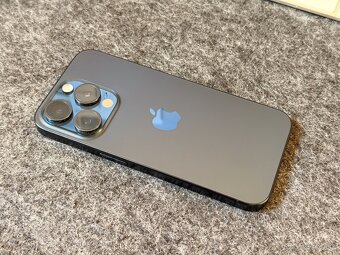 iPhone 15 Pro Blue Titanium