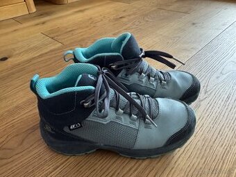 Turistické tenisky Salomon