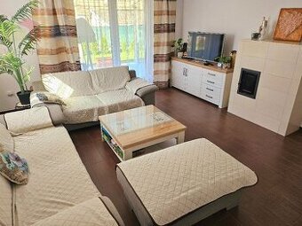 RODINNÝ DOM - PODLUŽANY - 4 IZBOVÝ -148 M2 NA POZEMKU 1049 M