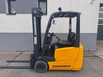 Vysokozdvižný vozík Jungheinrich 1,3t AKU triplex