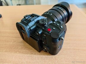 Panasonic Lumix GH6 (telo), ešte rok v záruke