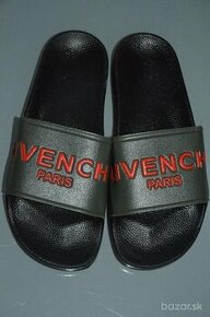 šľapky Givenchy