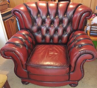 Predám Luxusné kreslo CHESTERFIELD