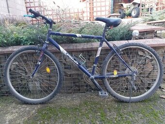 Horský bicykel na súčiastky
