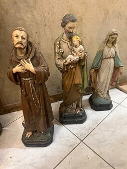 Dobové sošky svatych zo sadry
