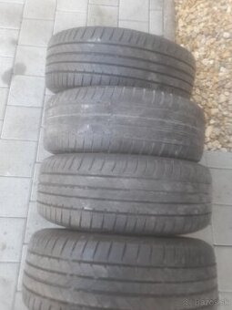 Predam let pneu brigestone 215/60-16