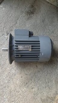 Predám rôzne elektromotory a iné súčasti