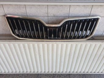 OEM Predná maska škoda superb III