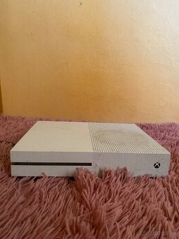 Xbox One S - 1