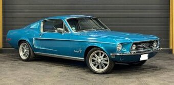 Ford Mustang Fastback 302ci V8