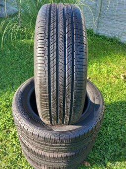 215/60 r17 celoročné pneumatiky