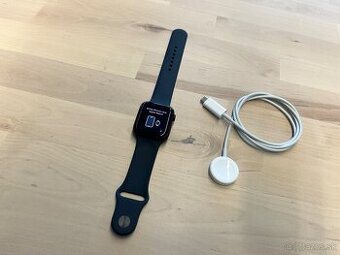 Apple Watch SE (GPS), hliník, 44 mm (2. generácia)