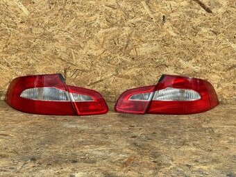 Kompletné zadné svetlá – Škoda Superb II Sedan