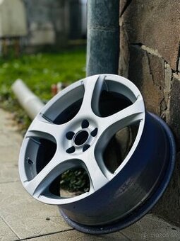 R17