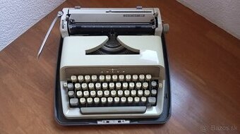 Písací stroj Adler