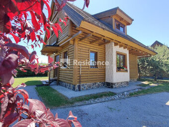 Na predaj štýlové drevenice na brehu Liptovskej Mary