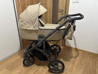 Roan bass next kočík