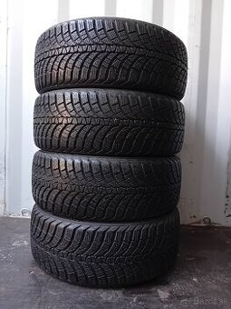 Nové zimné pneu 225/45R18 Kumho