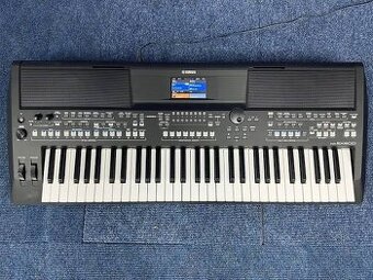 Predám úplne nove Yamaha psr SX600