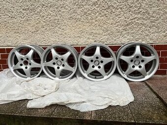 4× ALU disky Škoda R15 – 7J, ET 38 – 1 kus poškodený