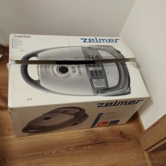 Používaný ale funkčný vysávač Zelmer