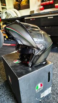 AGV prilba