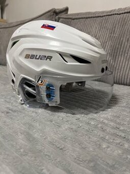 Bauer Hyperlite