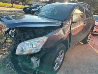 Rozpredám na diely Toyota Rav4 III 2.2 D 2AD-FTV