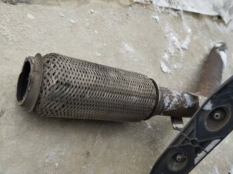 Predám pletenec výfuku VW Golf 5 Octavia 2