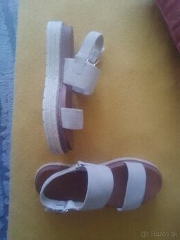 Sandálky dámske č.40-znížená cena