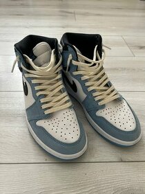 Nike Jordan 1 University Blue - 1