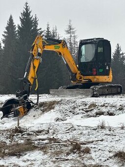JCB 8055