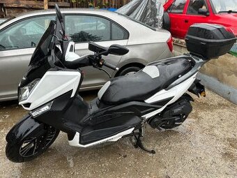 Adamoto T9 Maxi 125cc