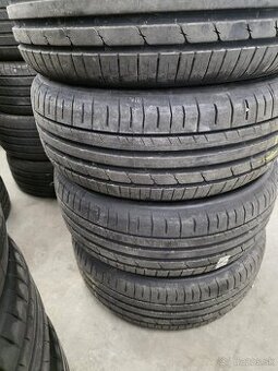 225/55 R17