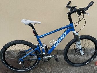 Celoodpruzeny bicykel