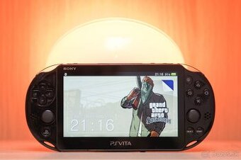 Sony PS Vita 2000 64 GB s GTA San Andreas, Max Payne...