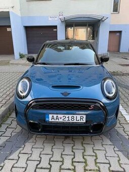 2022 MINI Cooper S • Electric Blue • 2. majiteľ