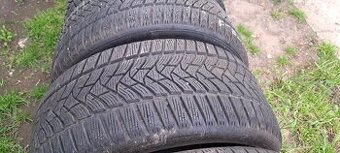 225/40r18